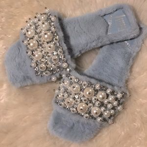 NWOT Jeffrey Campbell Facile Slide